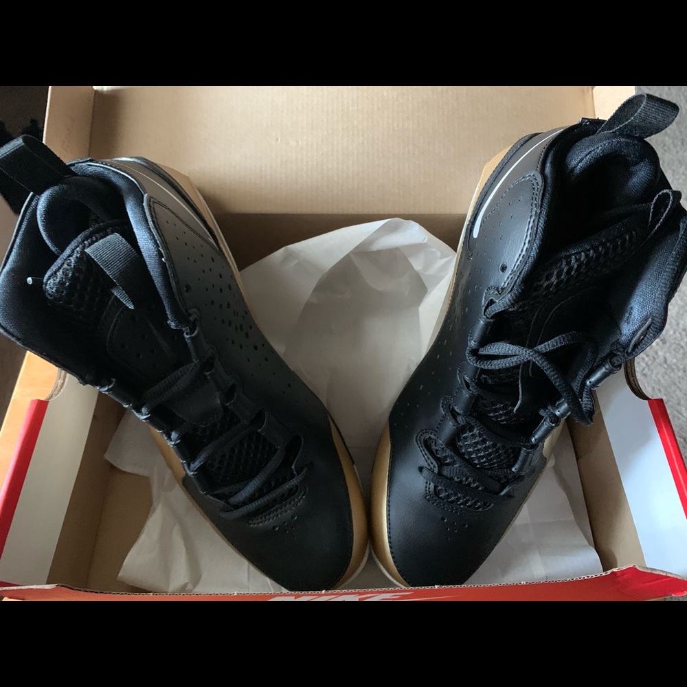 Nike Air Max Wavy Sz 10